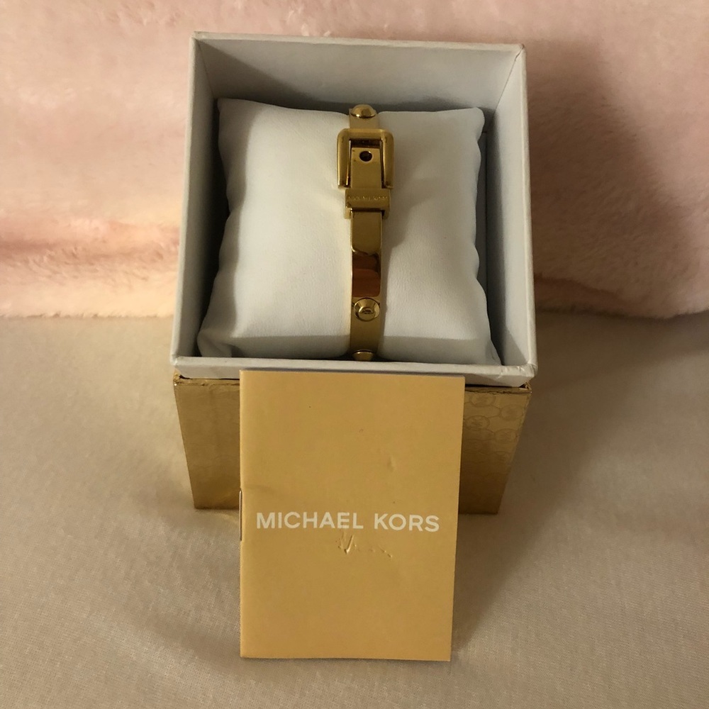JUST IN💕Michael kors bracelet